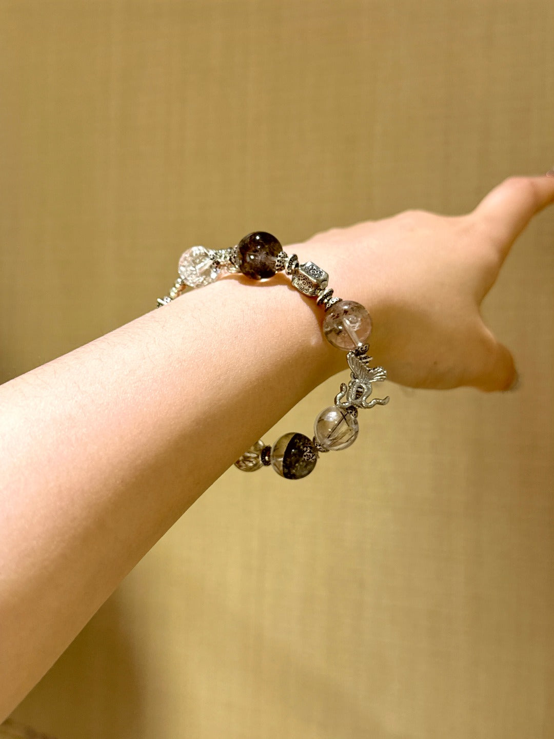 ▫️▪️ Green Ghost Black Gold Super Black Hair Crystal White Assey Bracelet